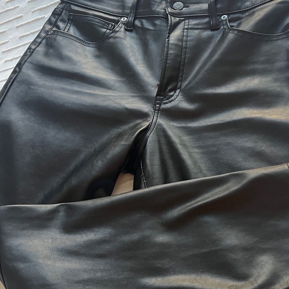 Gap High Rise Vegan Leather Cheeky Straight Pants